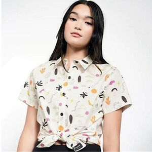 Wildfang Essential Print Short Sleeve Button Up - Small